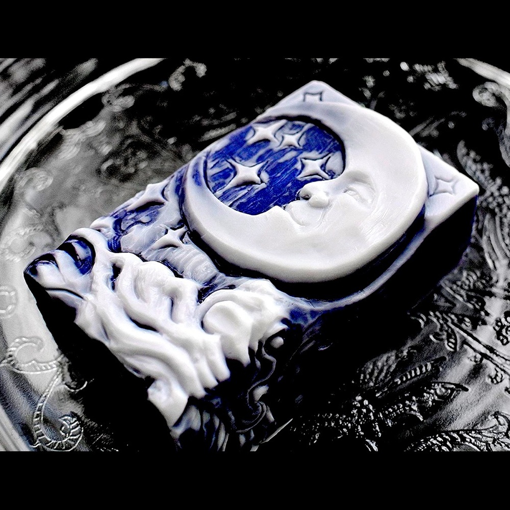 🌙NWT Moon Soap Set🌙
